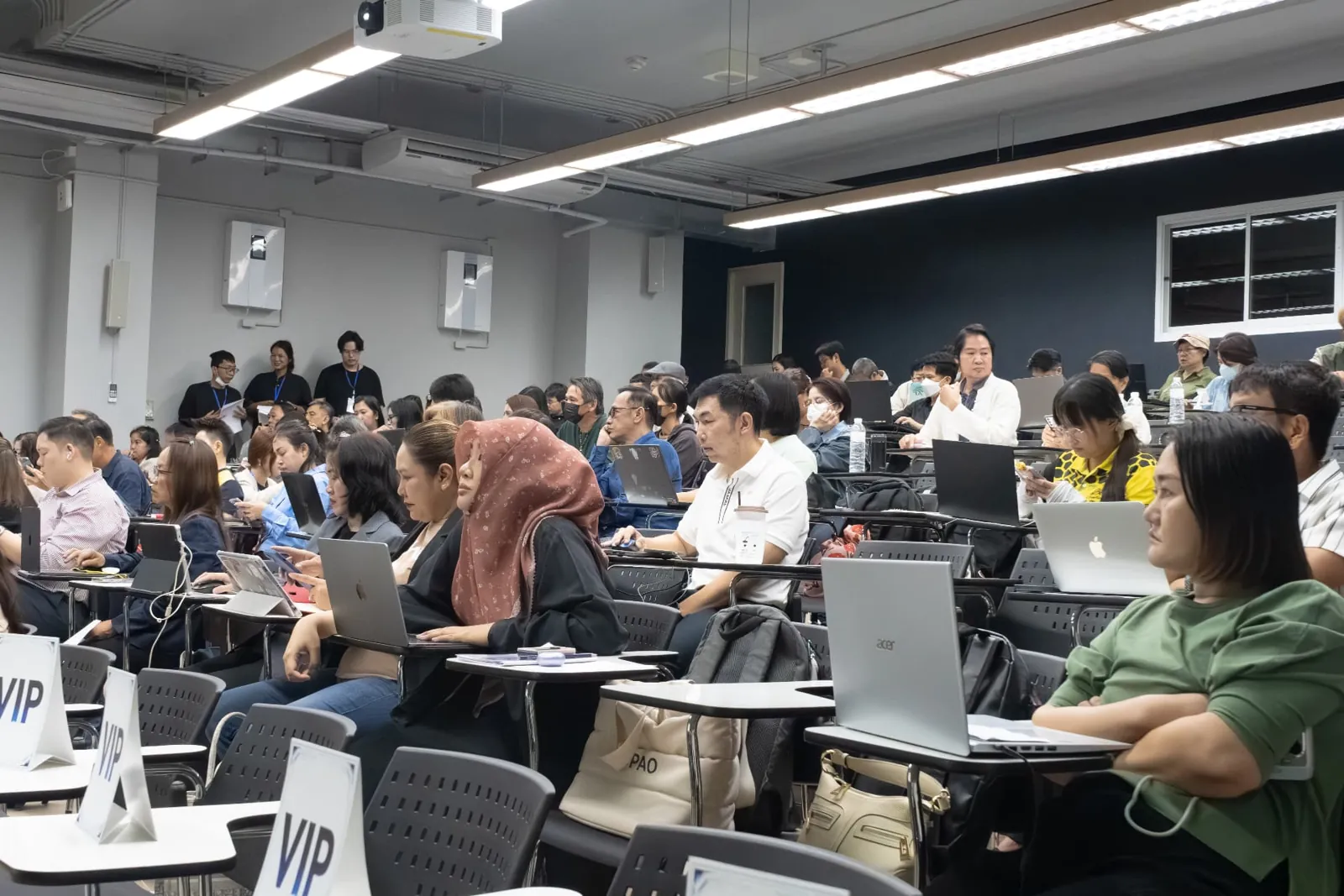 บรรยากาศห้องอบรมเต็มไปด้วยผู้ประกอบการ